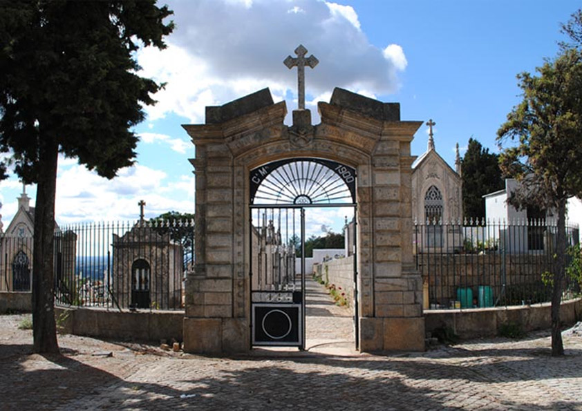 CEMITÉRIOS